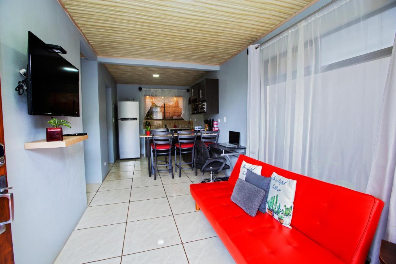 Casa Suculenta ,Monteverde Con Jacuzzi Privado Y Lavanderia Exteriör bild