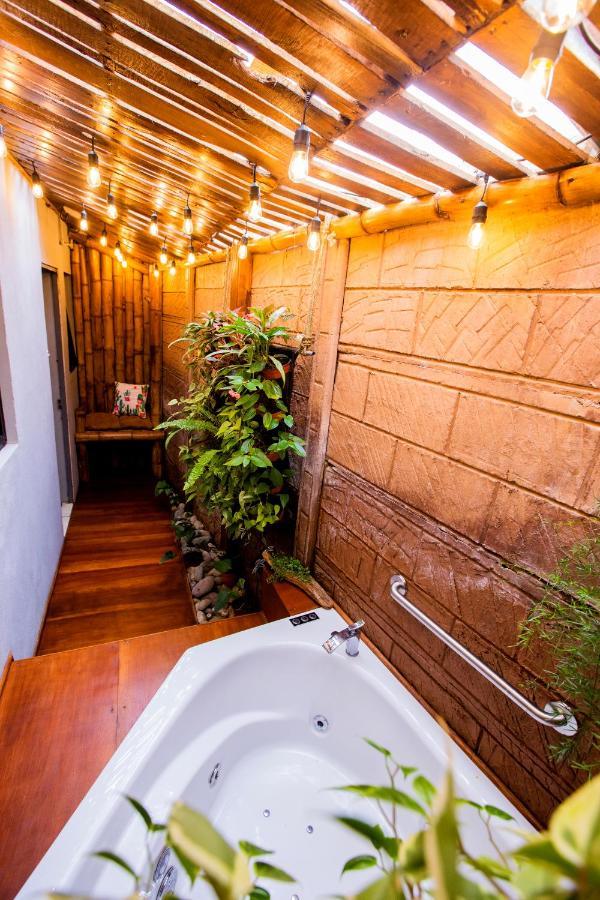 Casa Suculenta ,Monteverde Con Jacuzzi Privado Y Lavanderia Exteriör bild